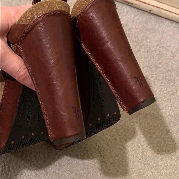 Frye Grace woven T strap heels - Picture 3 of 5